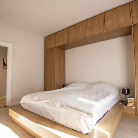 Apartment Stunning Penthouse A Location *