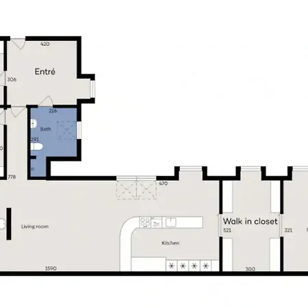 Stunning Penthouse A Location *